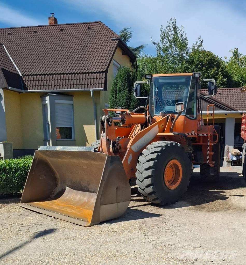 Doosan DL 350 Retroescavadoras