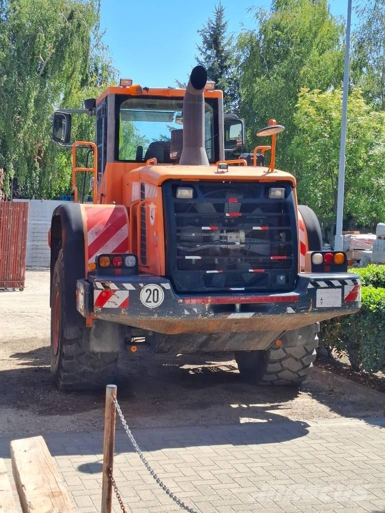 Doosan DL 350 Retroescavadoras