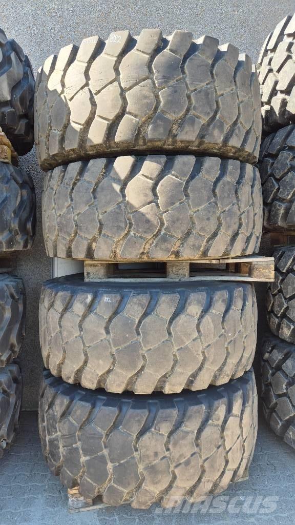 BKT 23.5R25 Pneus Agrícolas