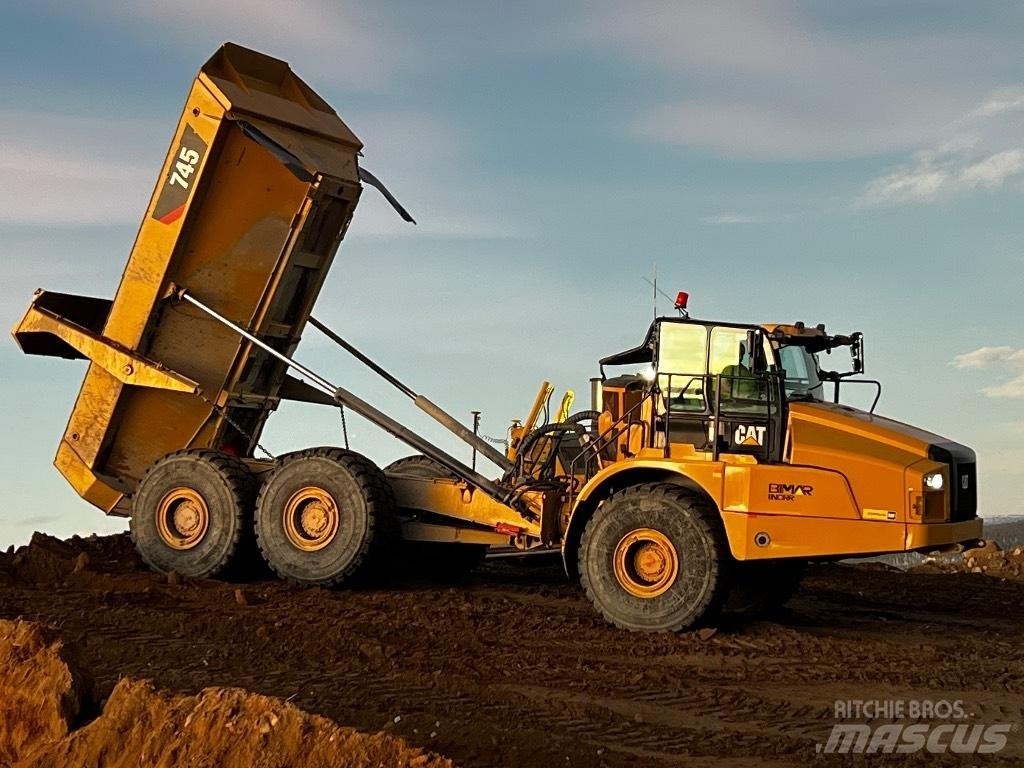 CAT 745 Camiões articulados