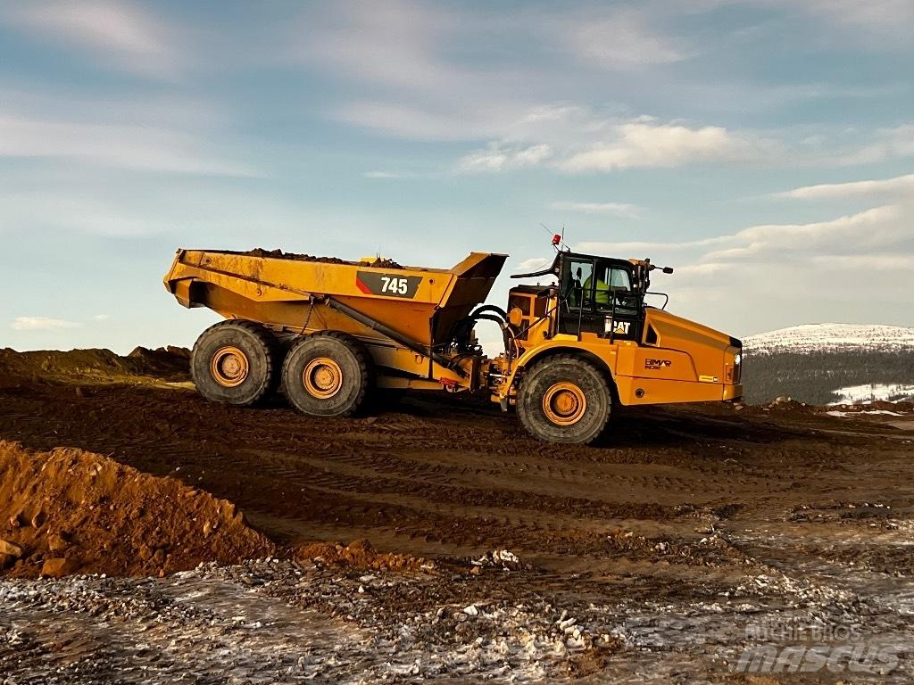 CAT 745 Camiões articulados
