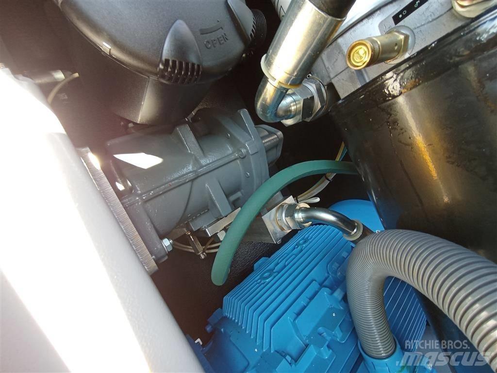  Mark MSB30/8 IVR Compressores