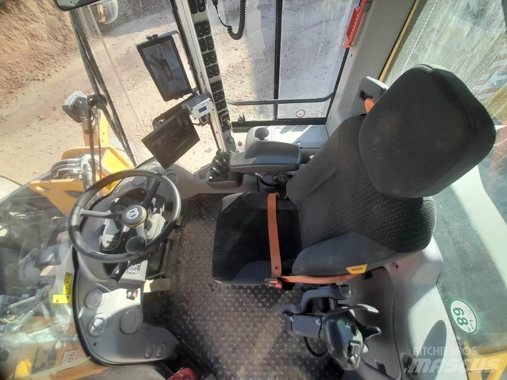 Volvo L 120 H Pás carregadoras de rodas
