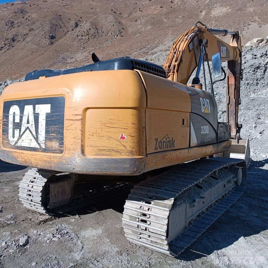 CAT 320D2 GC Escavadoras de rastos