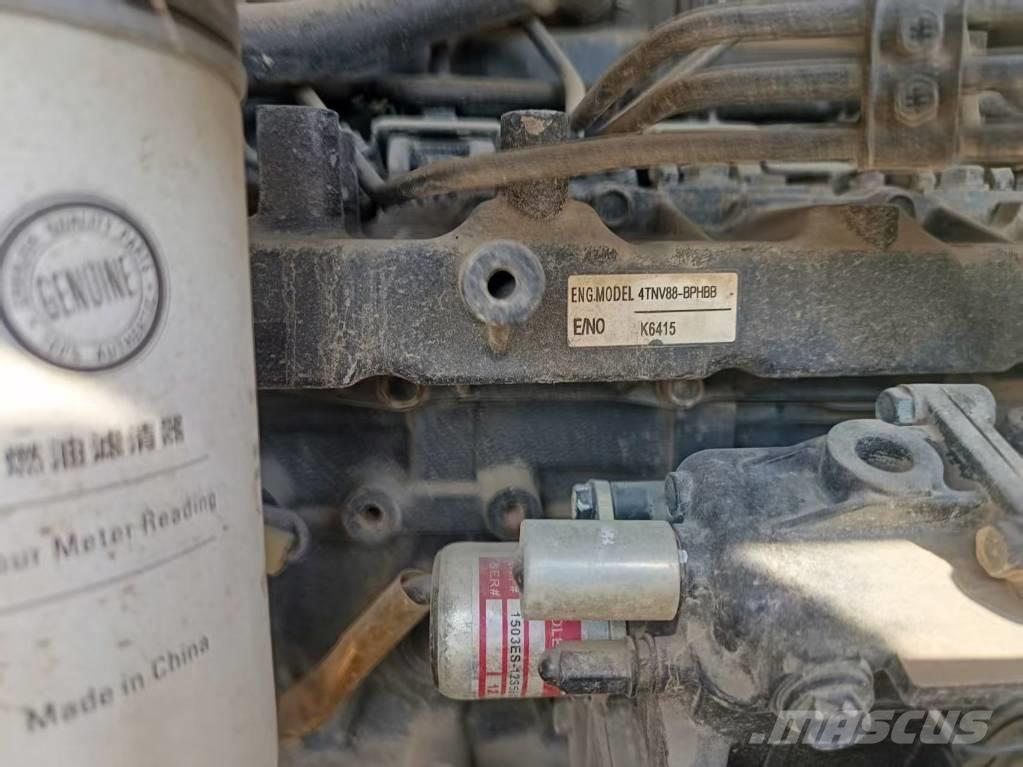 Hitachi ZX 55 Mini Escavadoras <7t