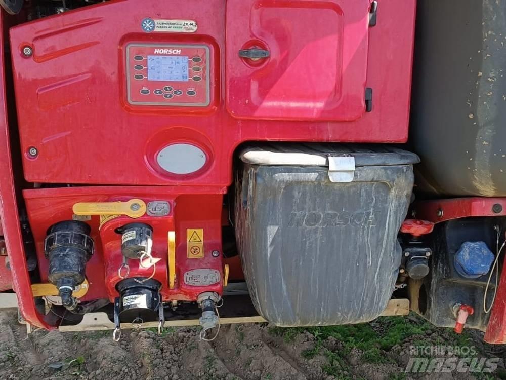 Horsch Leeb Pulverizadores rebocados