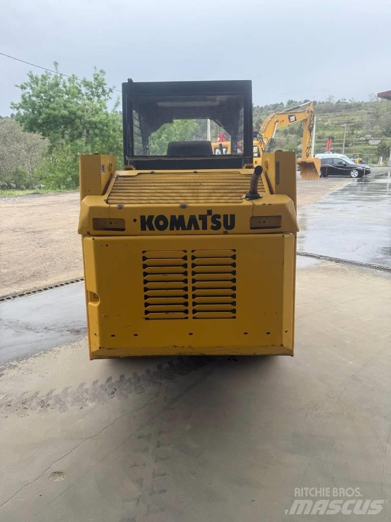 Komatsu SK 07 J-2 Carregadoras de direcção deslizante