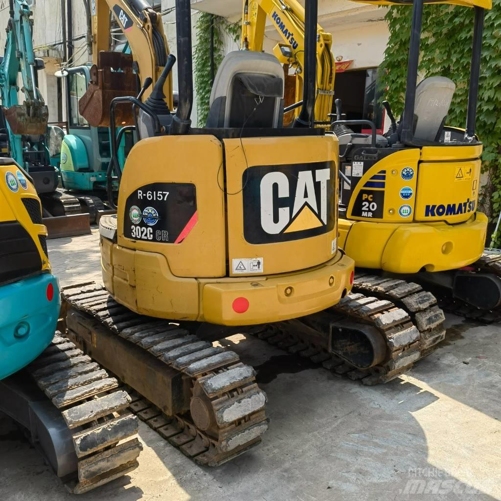 CAT 302 Mini Escavadoras <7t