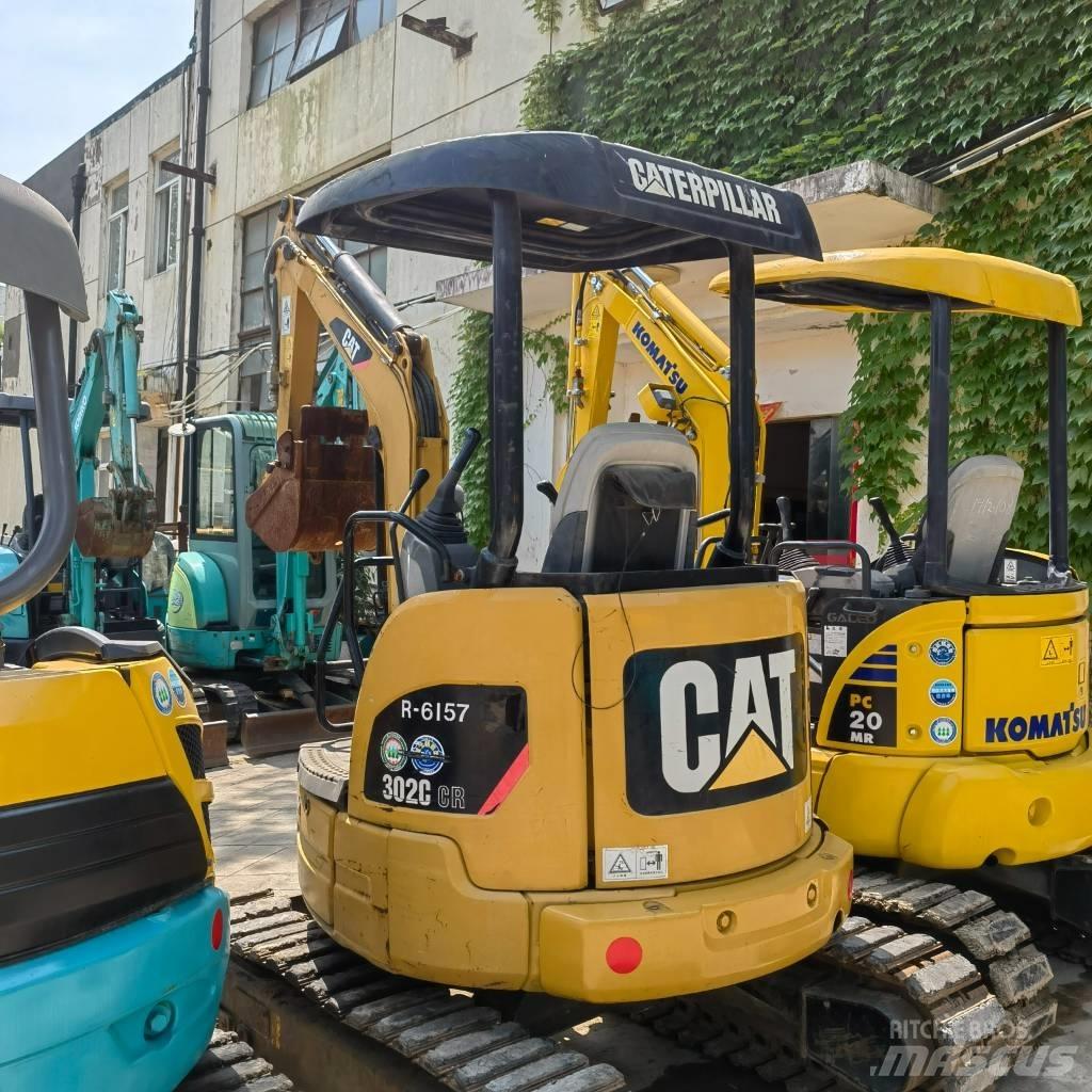 CAT 302 Mini Escavadoras <7t