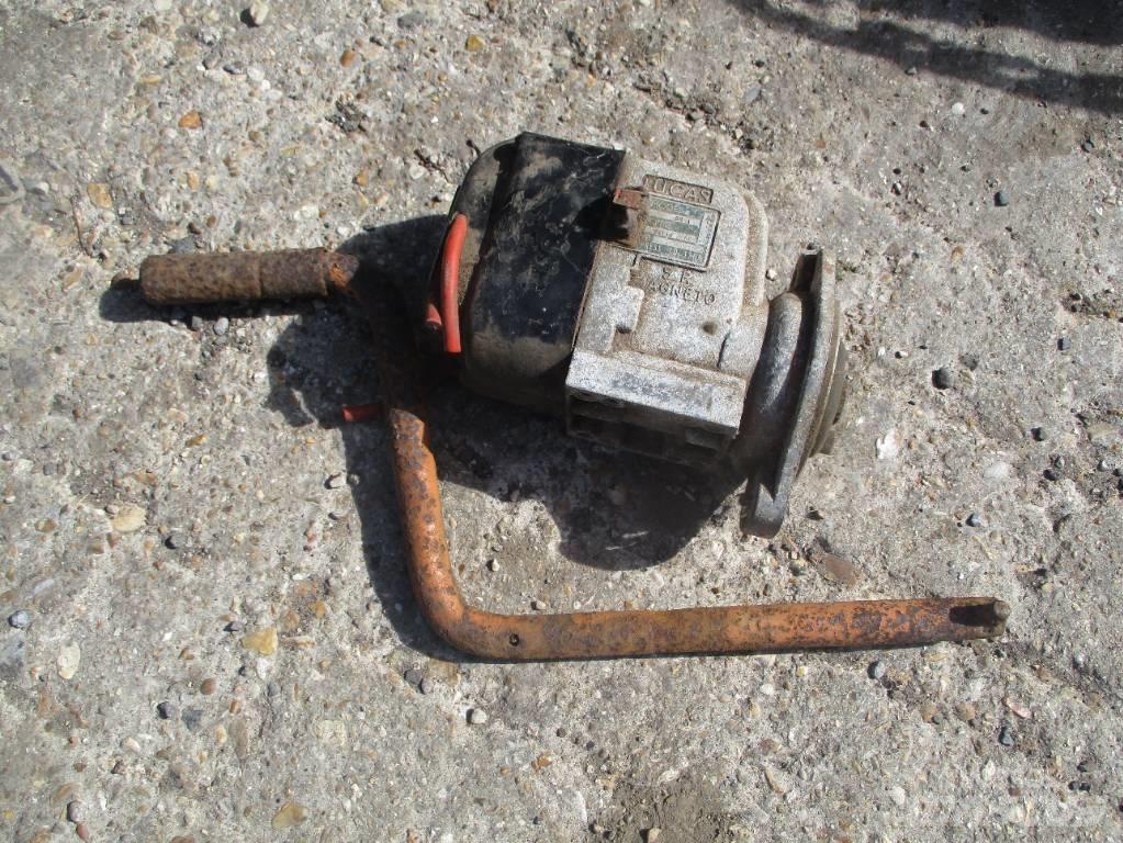 Allis-Chalmers B Tratores Agrícolas usados
