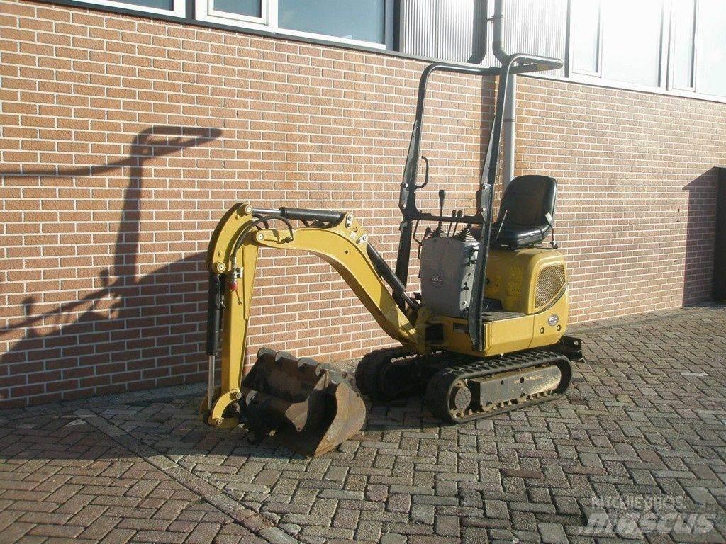 CAT 300.9 Mini Escavadoras <7t