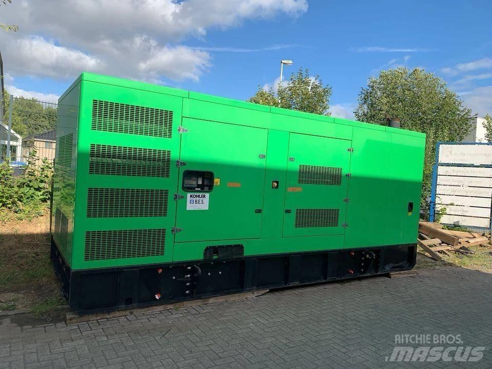 Mitsubishi 765 KVA Geradores Diesel