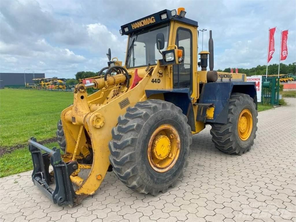 Hanomag 44D Pás carregadoras de rodas