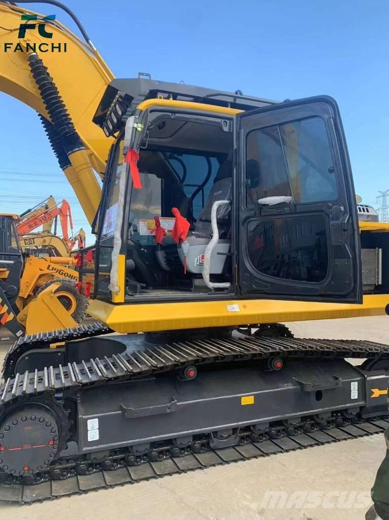 Komatsu PC 210 Mini Escavadoras <7t
