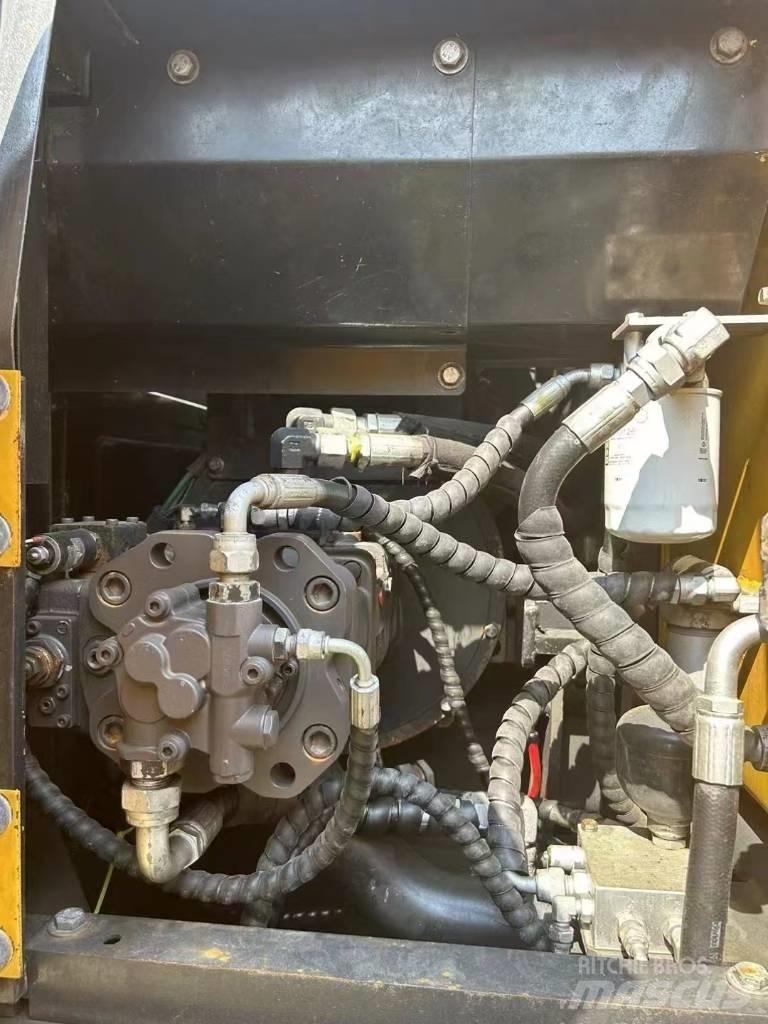 Volvo 140 Escavadoras de rastos