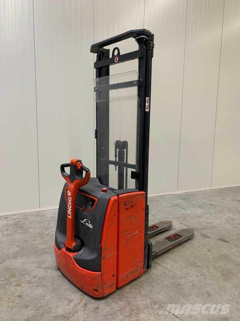 Linde L16I Self propelled stackers