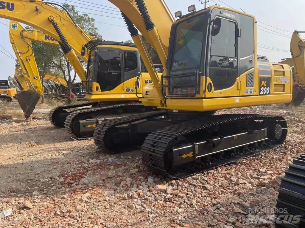 Komatsu PC 200 8N Escavadoras de rastos