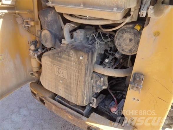 CAT 252B3 Carregadoras de direcção deslizante