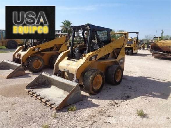 CAT 252B3 Carregadoras de direcção deslizante