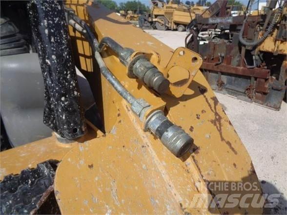 CAT 252B3 Carregadoras de direcção deslizante