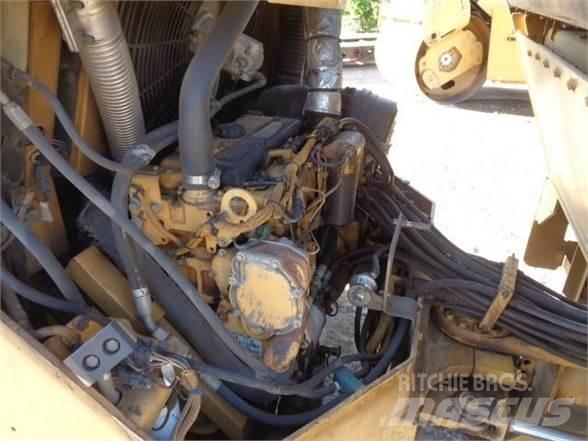 CAT CB-534D Cilindros Compactadores monocilíndricos