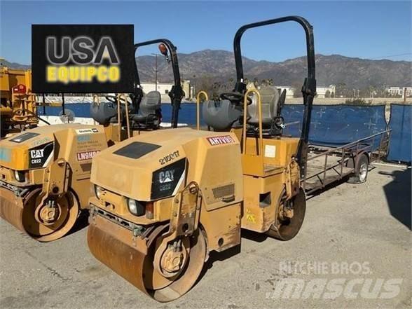 CAT CB22 Cilindros Compactadores monocilíndricos