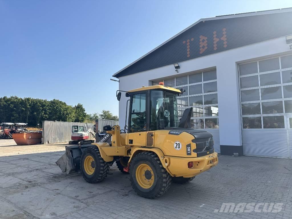 Volvo L 30 G Pás carregadoras de rodas