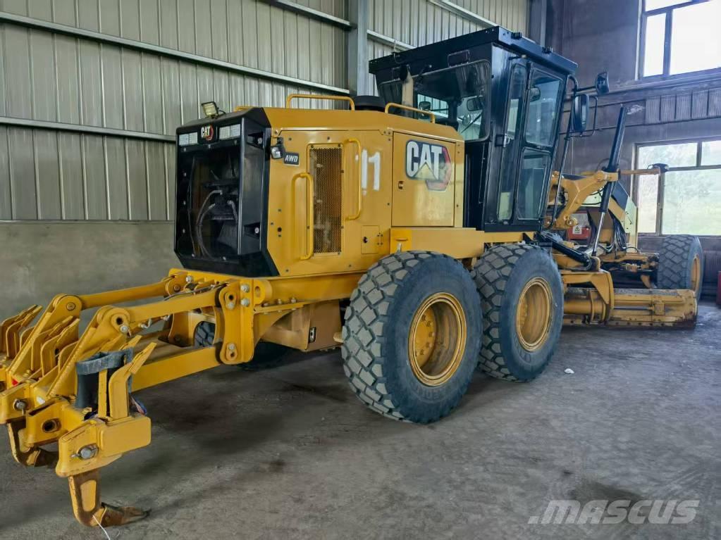 CAT 140 GC Motoniveladoras
