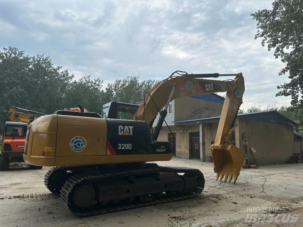 CAT 320D Escavadoras de rastos