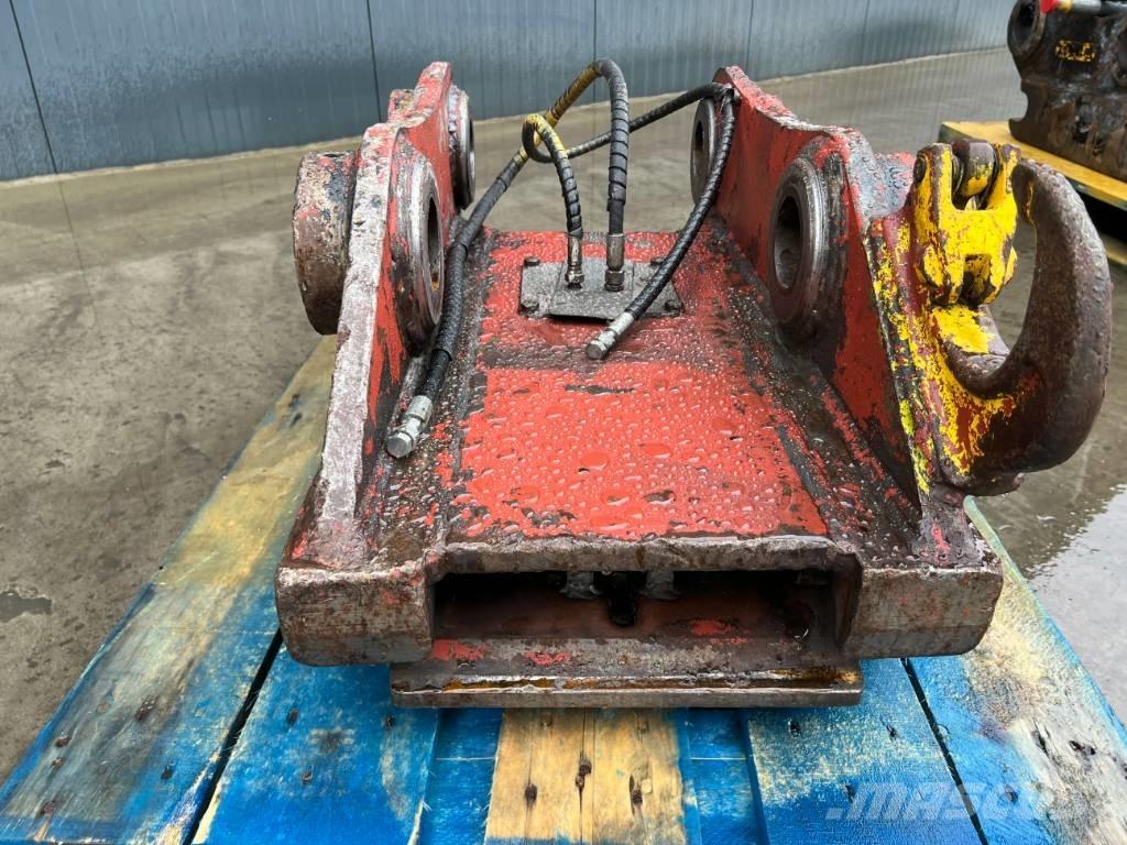 Engcon S70 - 323D Conectores