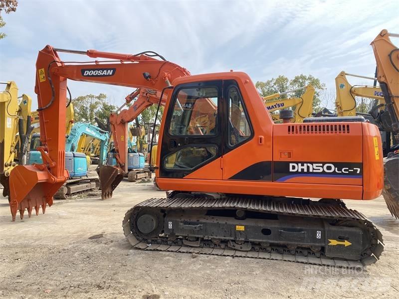 Doosan DH 150 Escavadoras de rastos