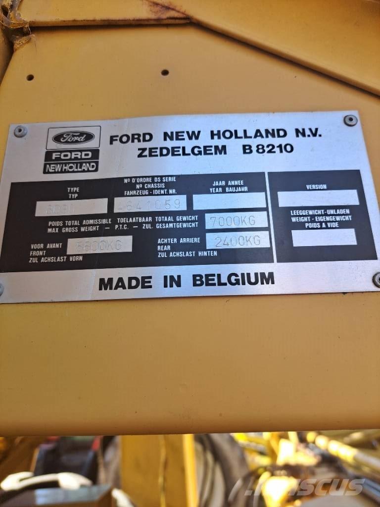 New Holland 8030 H Ceifeiras debulhadoras