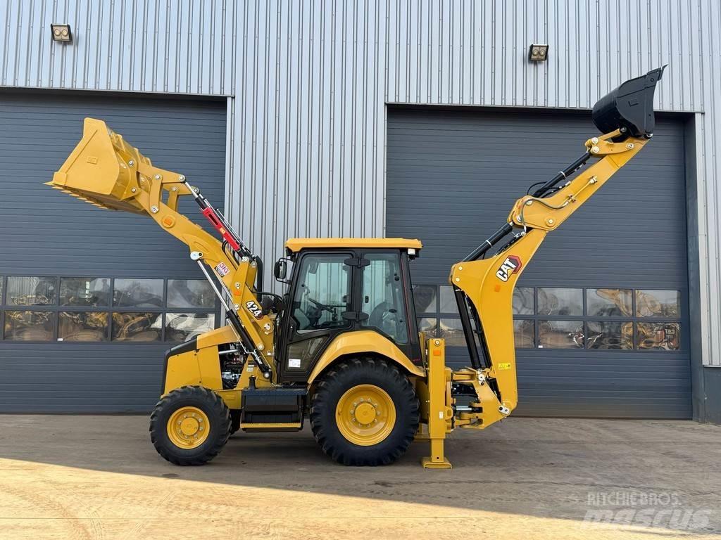 CAT 424 - 4x4 / 4WD / AC Retroescavadoras