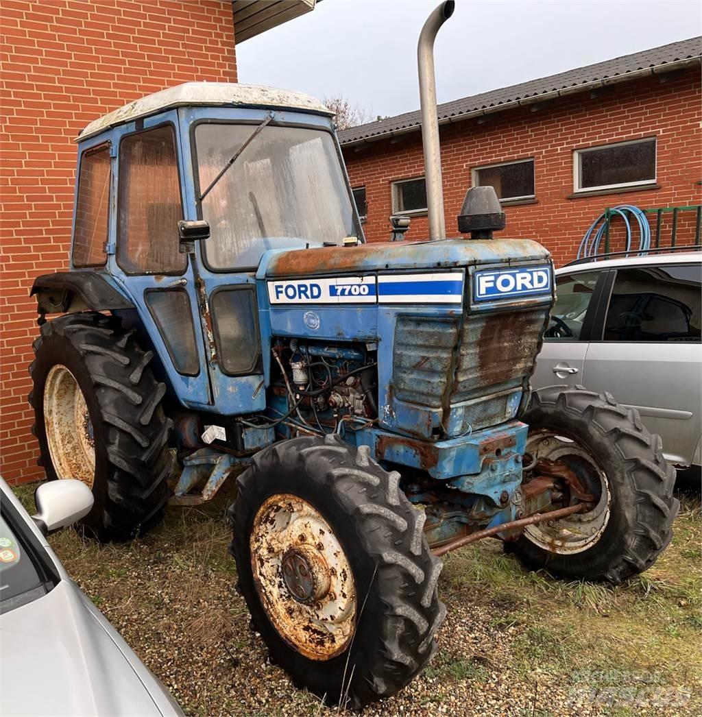 Ford 7700 Tratores Agrícolas usados