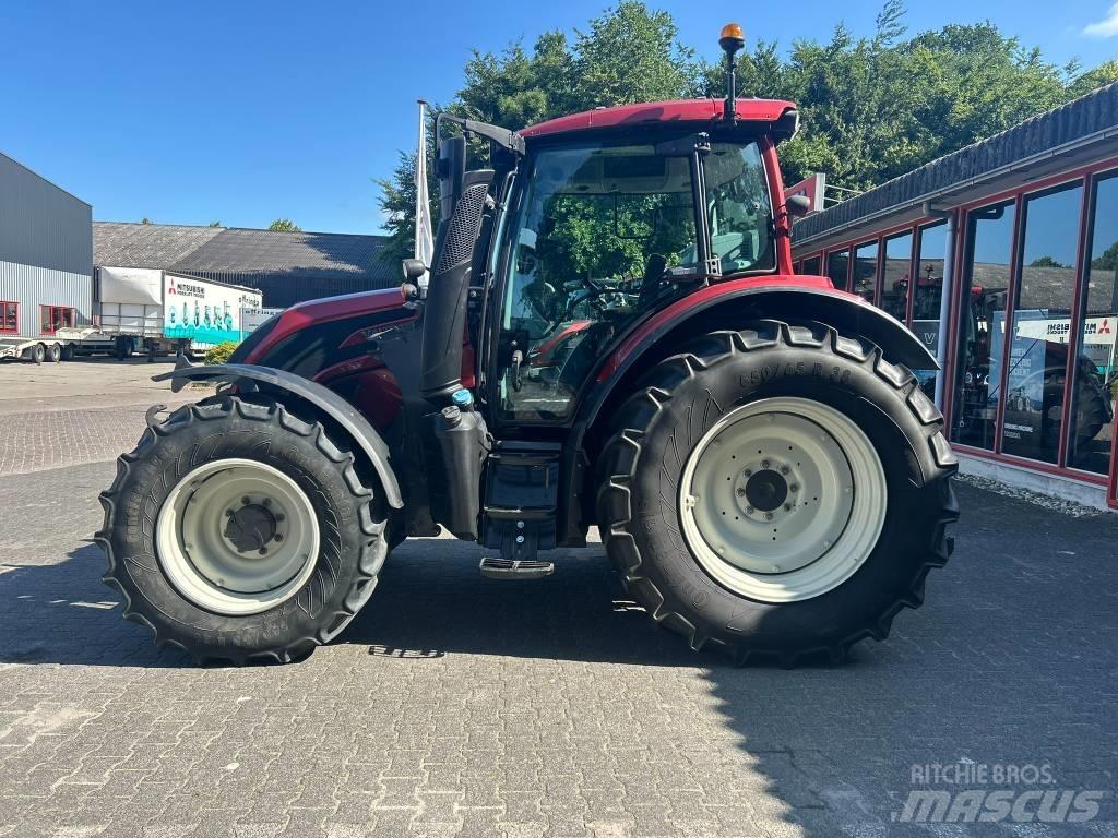 Valtra N 154 A Tratores Agrícolas usados