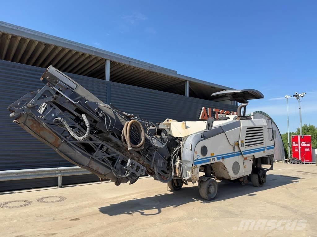 Wirtgen W 100 F Fresadoras de asfalto