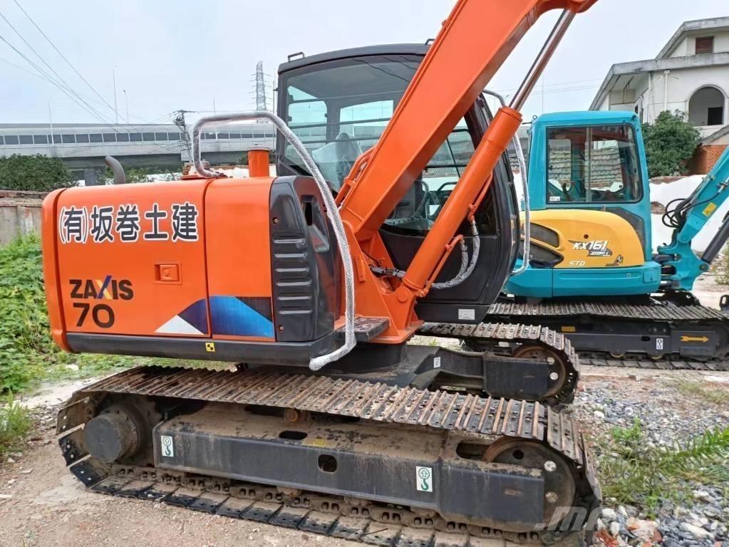 Hitachi ZX70 Mini Escavadoras <7t