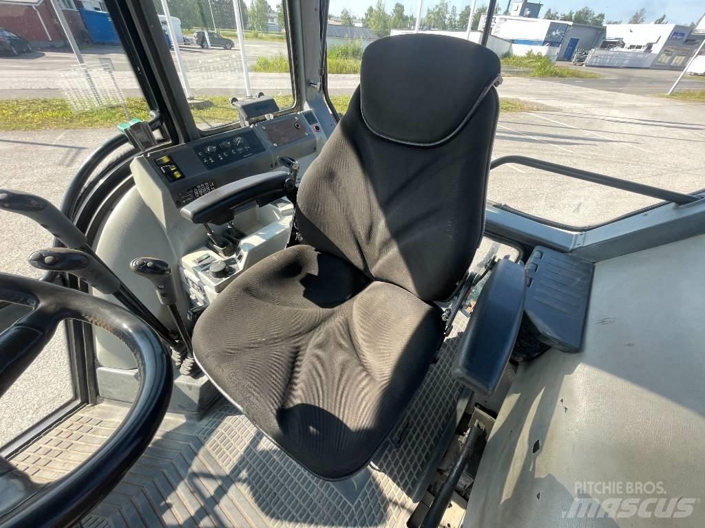 Valmet 6900 Tratores Agrícolas usados