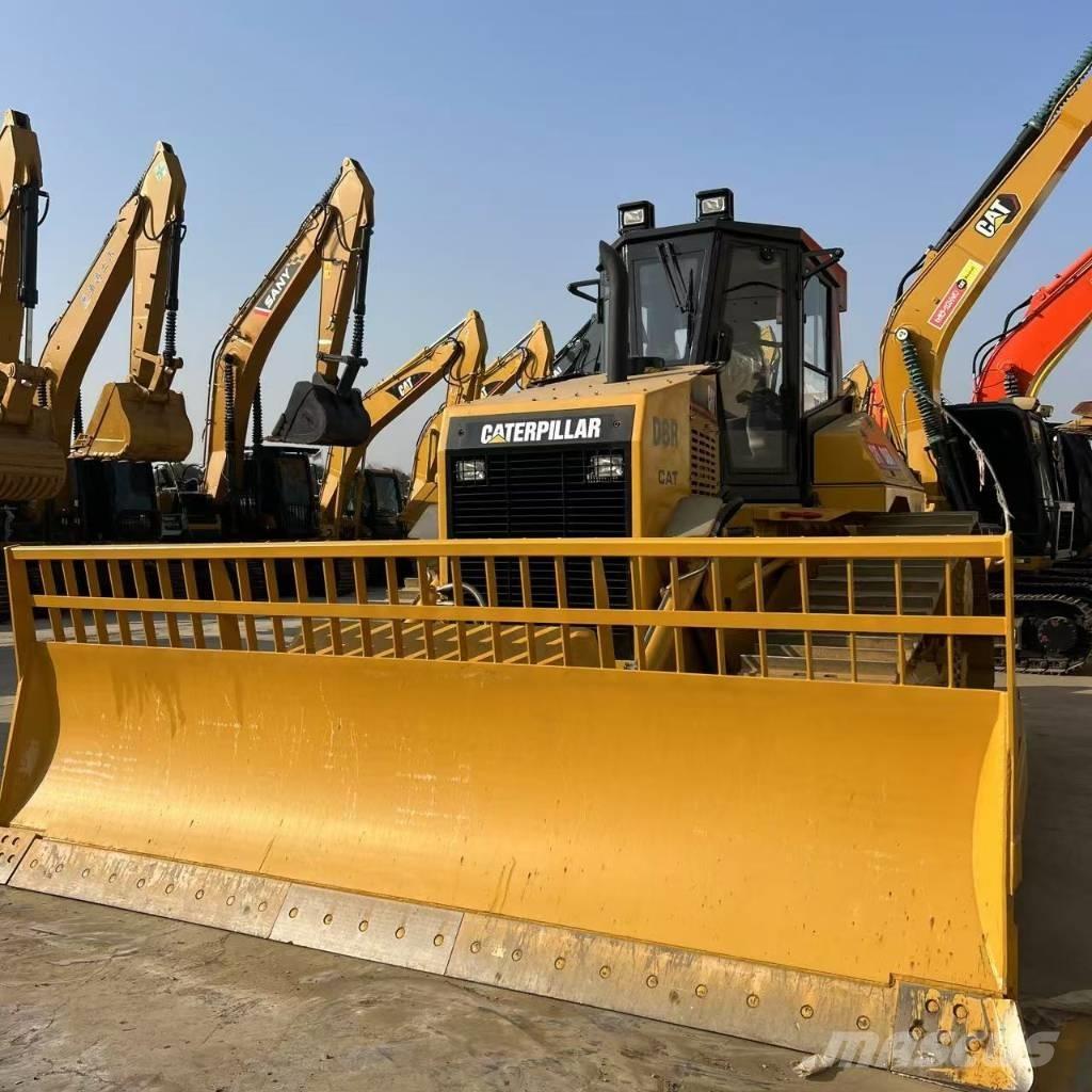 CAT D 8 R Dozers - Tratores rastos