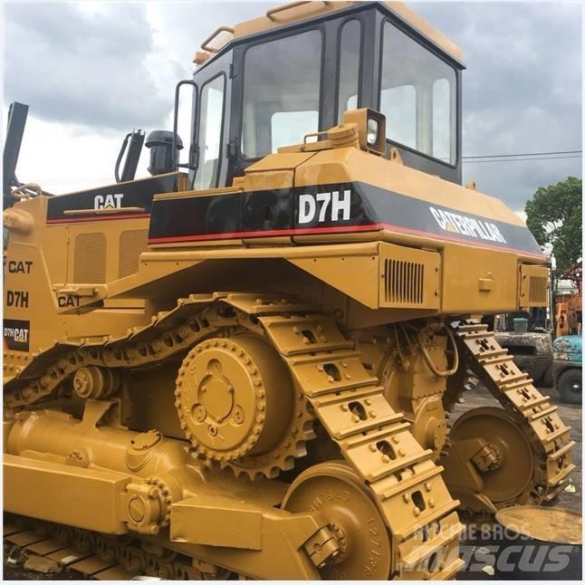 CAT D7H Dozers - Tratores rastos