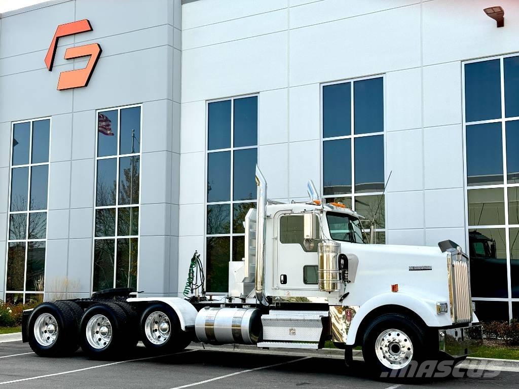 Kenworth W 900 Tractores (camiões)