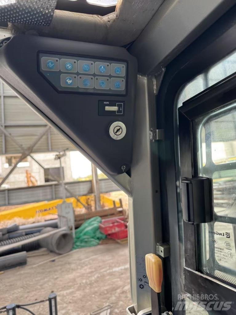 LiuGong 385 B Carregadoras de direcção deslizante