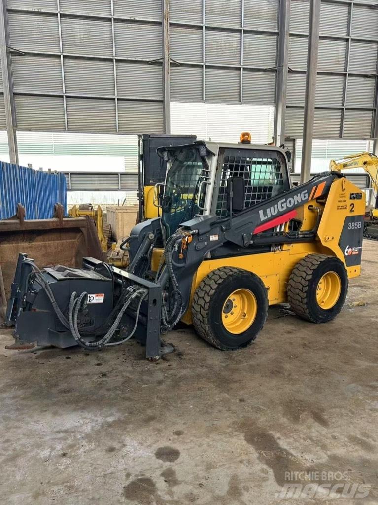 LiuGong 385 B Carregadoras de direcção deslizante