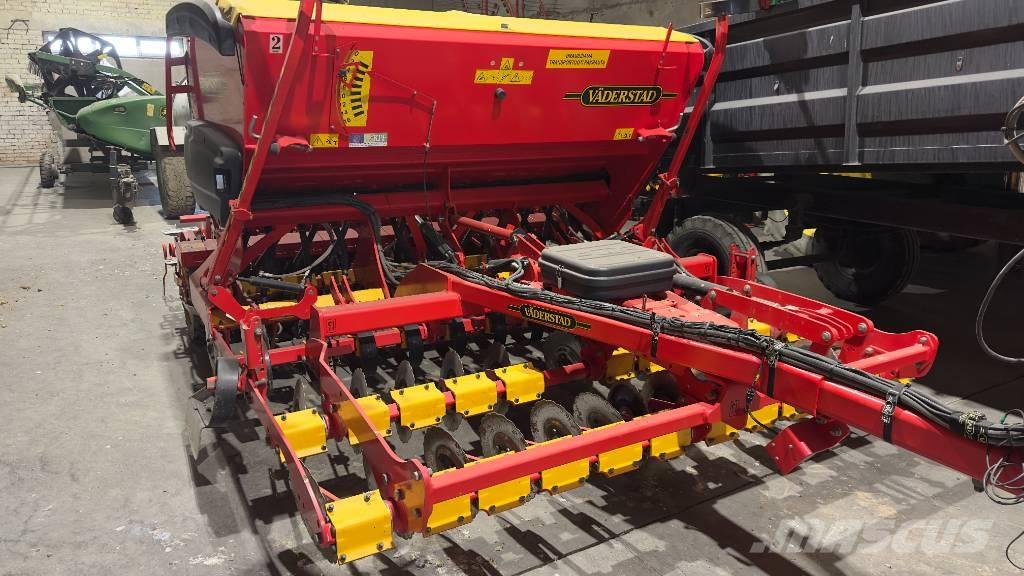 Väderstad Rapid300S Perfuradoras