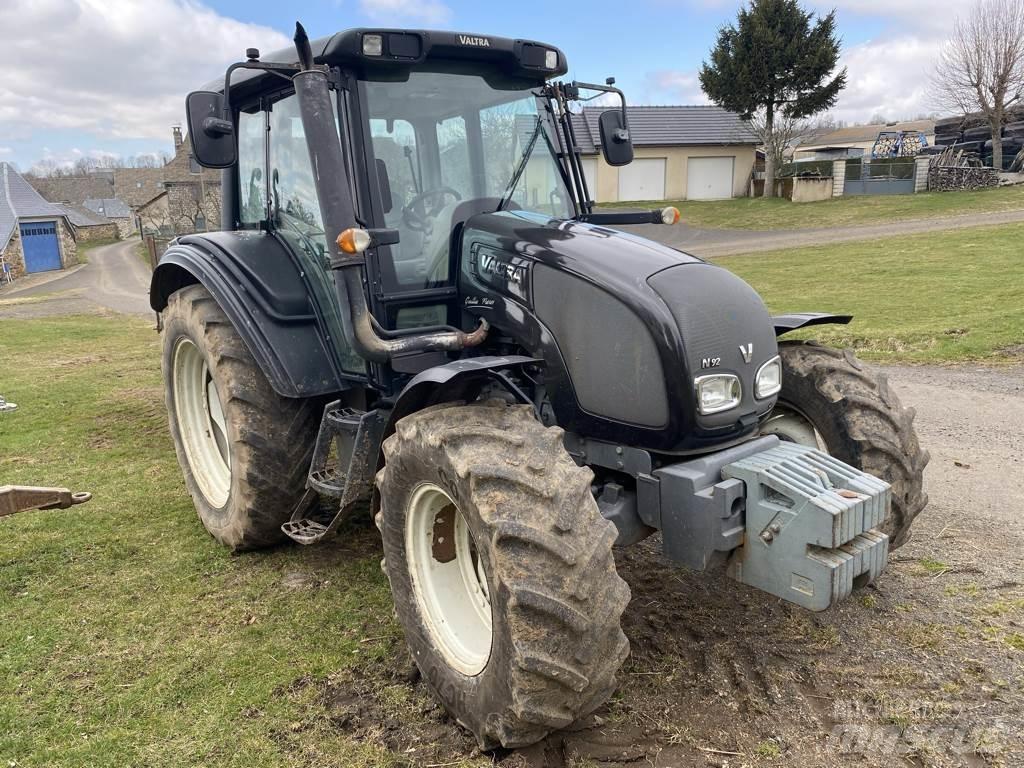 Valtra N92 HITECH Tratores Agrícolas usados
