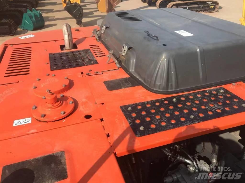 Hitachi 240-3 Escavadoras de rastos