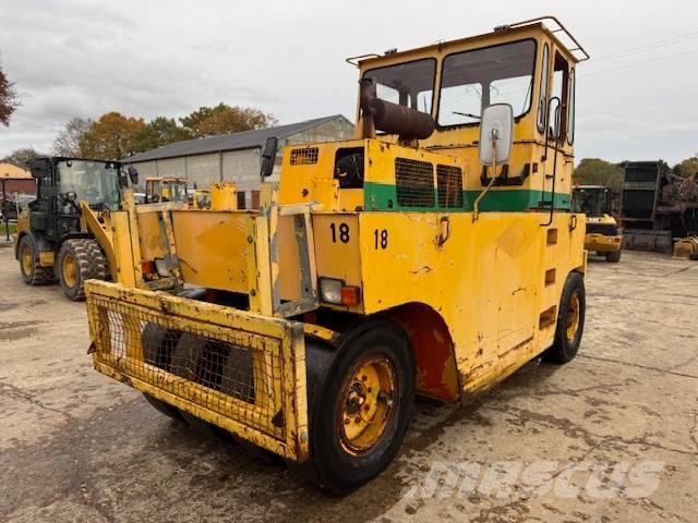 Hamm GRW 15 Cilindros Compactadores de pneus