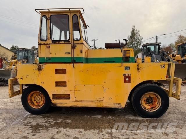 Hamm GRW 15 Cilindros Compactadores de pneus