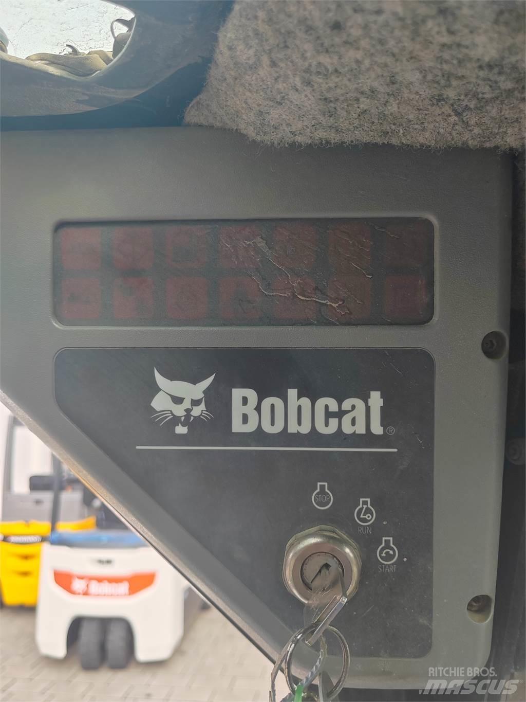 Bobcat T140 Escavadoras de rastos