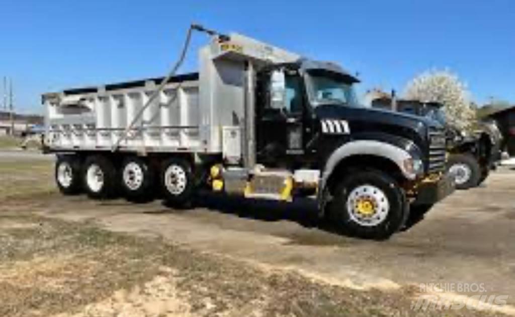 Mack GU 713 Camiões basculantes